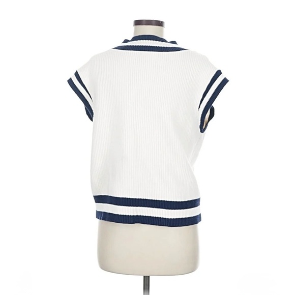 LOFT Women’s Cream and Navy V-Neck Sweater Vest Size Small NWT - Picture 2 of 7